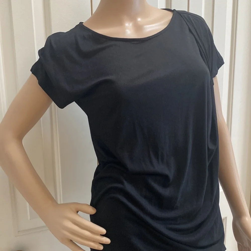 Banana Republic Womens M Black Faux Wrap feel Blouse. - Picture 3 of 8